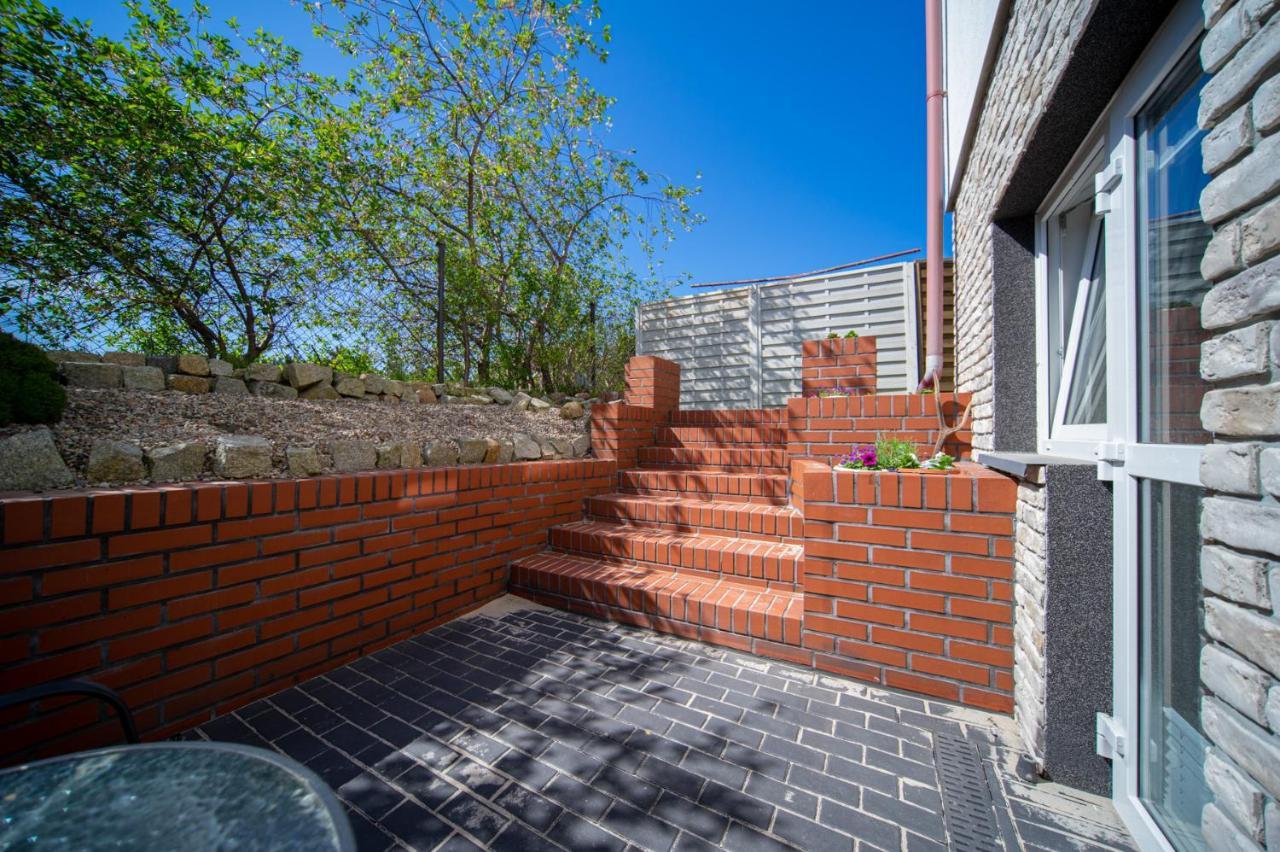 Pensjonat Basia Dziwnówek Exterior foto